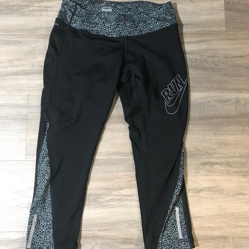 Nike Black Leopard-Trim Running Tights